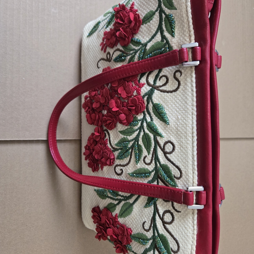 Isabella Fiore Red and Cream Floral Satchel - Picture 6 of 8